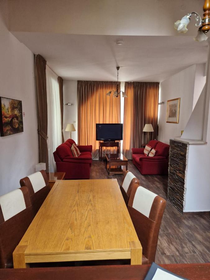 Vila Pinul Si Mesteacanul Poiana Brasov Exterior foto